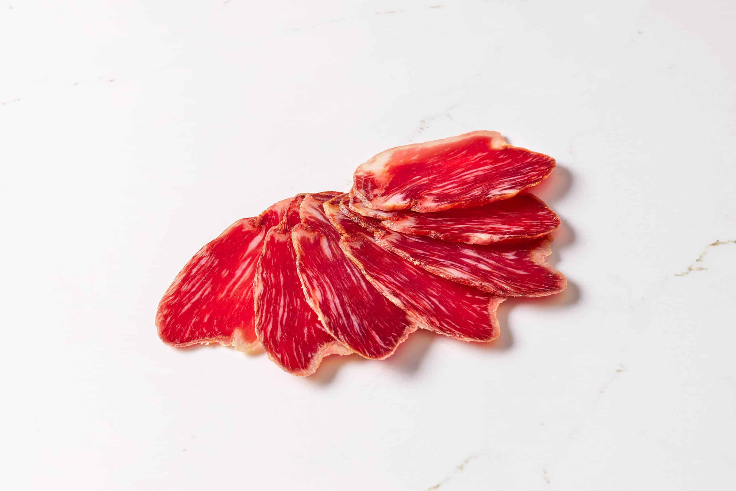 ¿Cómo conservar los embutidos ibéricos siempre frescos?