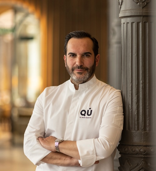 Mario Sandoval en su restaurante